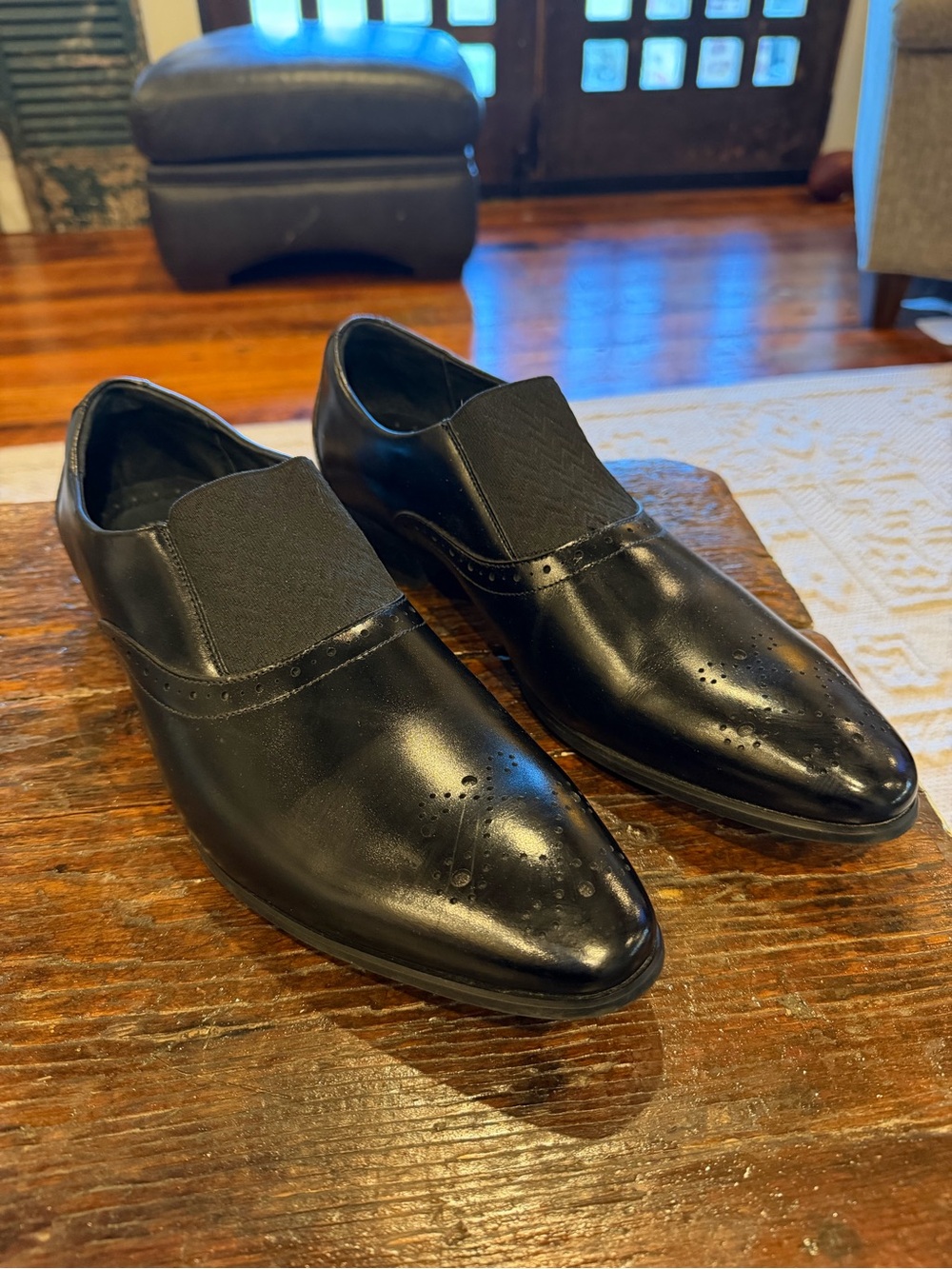 Stacy Adams Black Slip-On Leather Oxfords with Brogue Accents